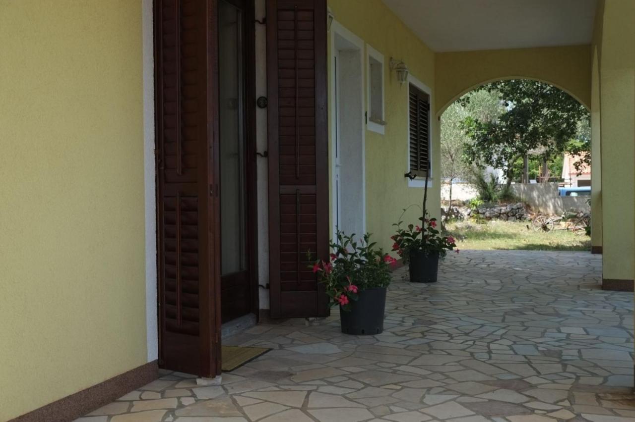 Hilltop Villa ריסיקה מראה חיצוני תמונה